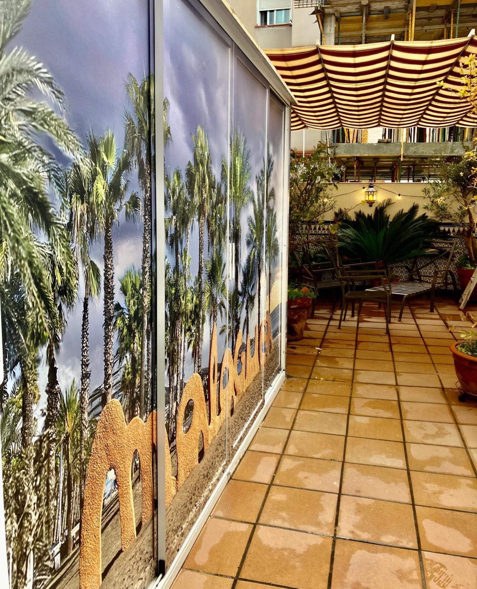 Maravilloso Apartamento Centrico De 70M2, Jardin Propio 40M2 Con Piscina Para Ninos Y Parking Opcional Malaga Ngoại thất bức ảnh